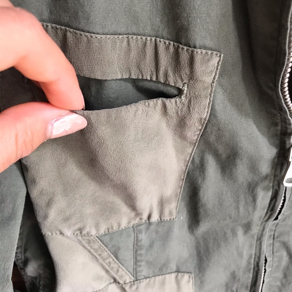 DKNY olive green super lightweight jacket - Picture 5 of 10